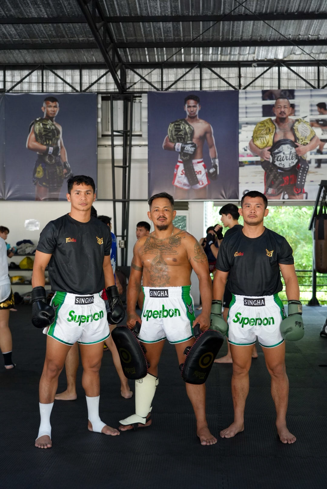 Superbon Muay Thai Shorts Shamrock White